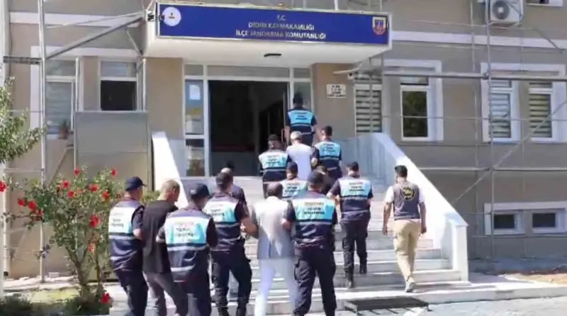 Aydın merkezli 3 ilde ’torbacı’ operasyonu: 13 gözaltı