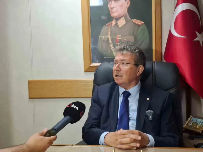 KKTC Başbakanı Üstel: "Ne toprak veriyoruz, ne vatanımızdan vazgeçiyoruz"