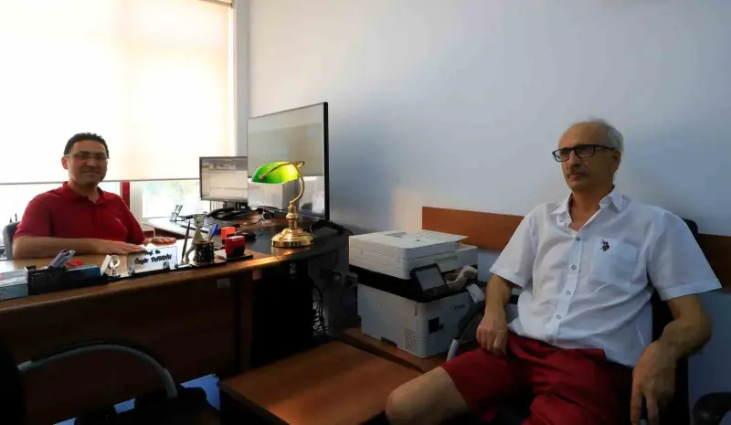 Bağırsak kanseri ve yüzlerce polip tek ameliyatta tedavi edildi