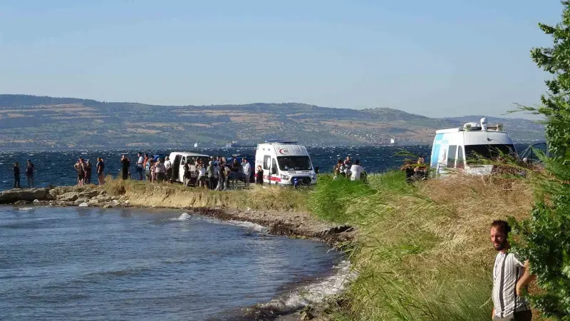 Çanakkale’de denizde kaybolan 14 yaşındaki kız aranıyor