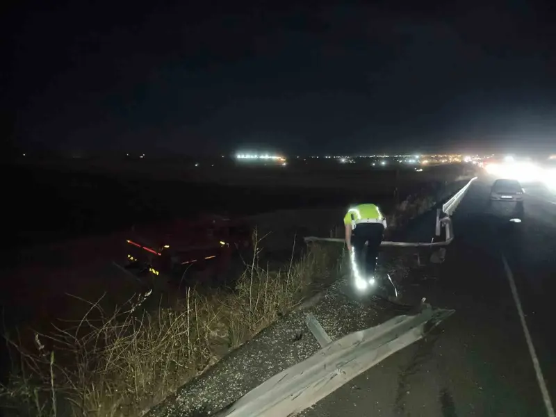 Siverek’te minibüs ile arazöz çarpıştı: 8 yaralı