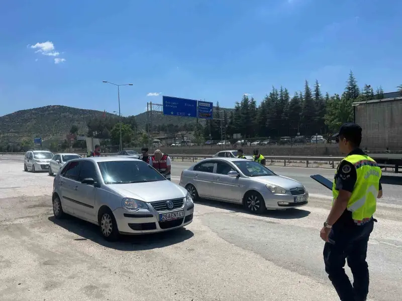 Bilecik’te 758 şahıs ve 221 araç sürücüsü sorgulandı