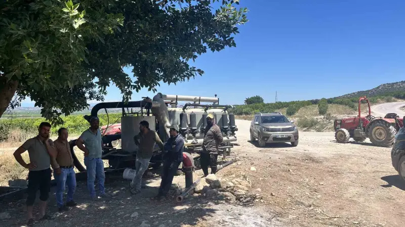 Adana’da 7 aydır tamir edilmeyen pompa üreticiyi isyan ettirdi