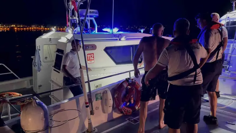 Didim açıklarında alabora olan teknedeki 2 kişi kurtarıldı