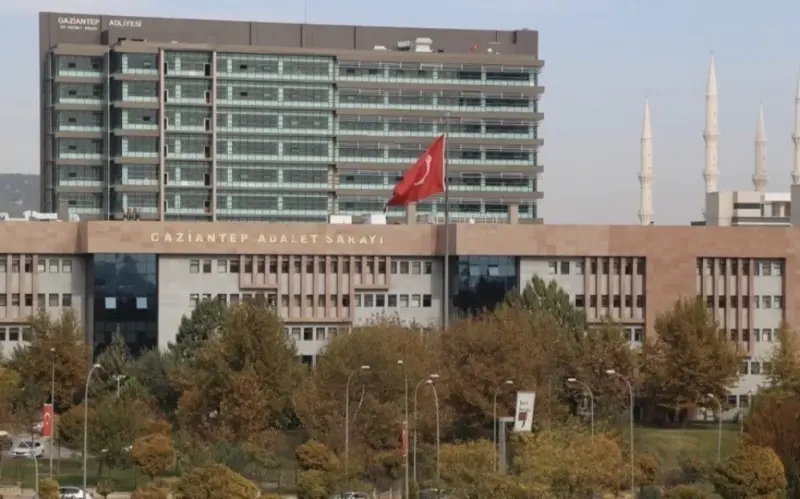 Balıkçı cinayetinde firari sanığın kardeşi tanık olarak dinlendi