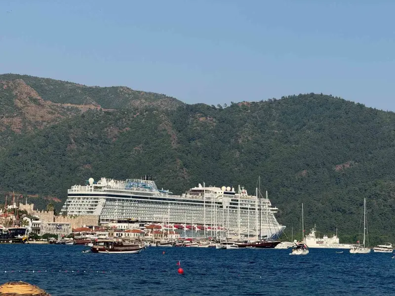 Marmaris’i bir haftada üç kruvaziyer ziyaret edecek