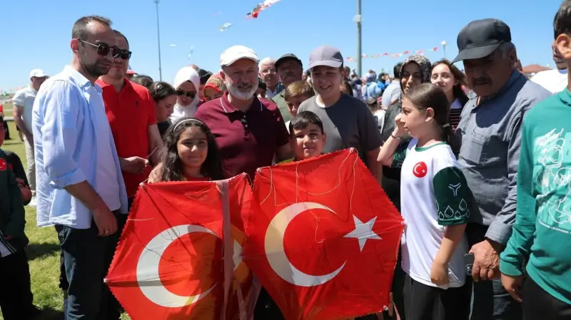 Başkan Çolakbayrakdar’dan yaz boyunca daha fazla etkinlik müjdesi