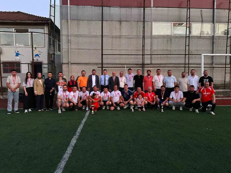 Kurumlar Arası Voleybol Turnuvası Büyük Heyecana Sahne Oldu