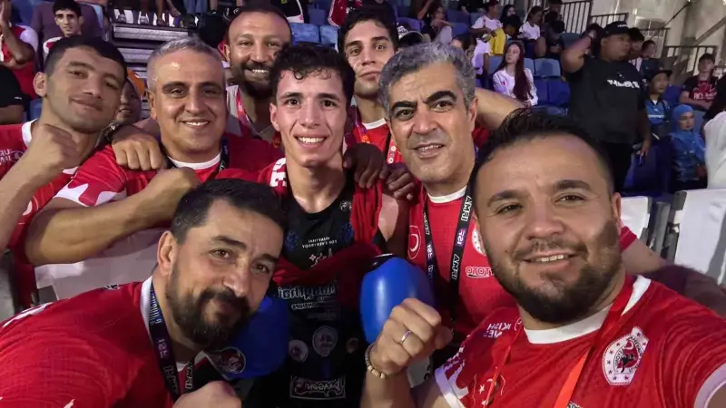 Kayserili Muaythai sporcularından dünya arenasında büyük zafer