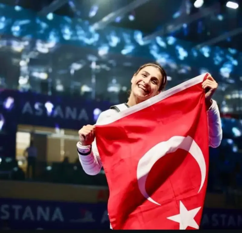 Kazakistan’da Yıldırım rüzgarı