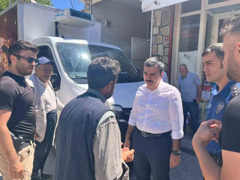 Dicle Kaymakamı Atış, esnaf ve vatandaşlarla bir araya geldi