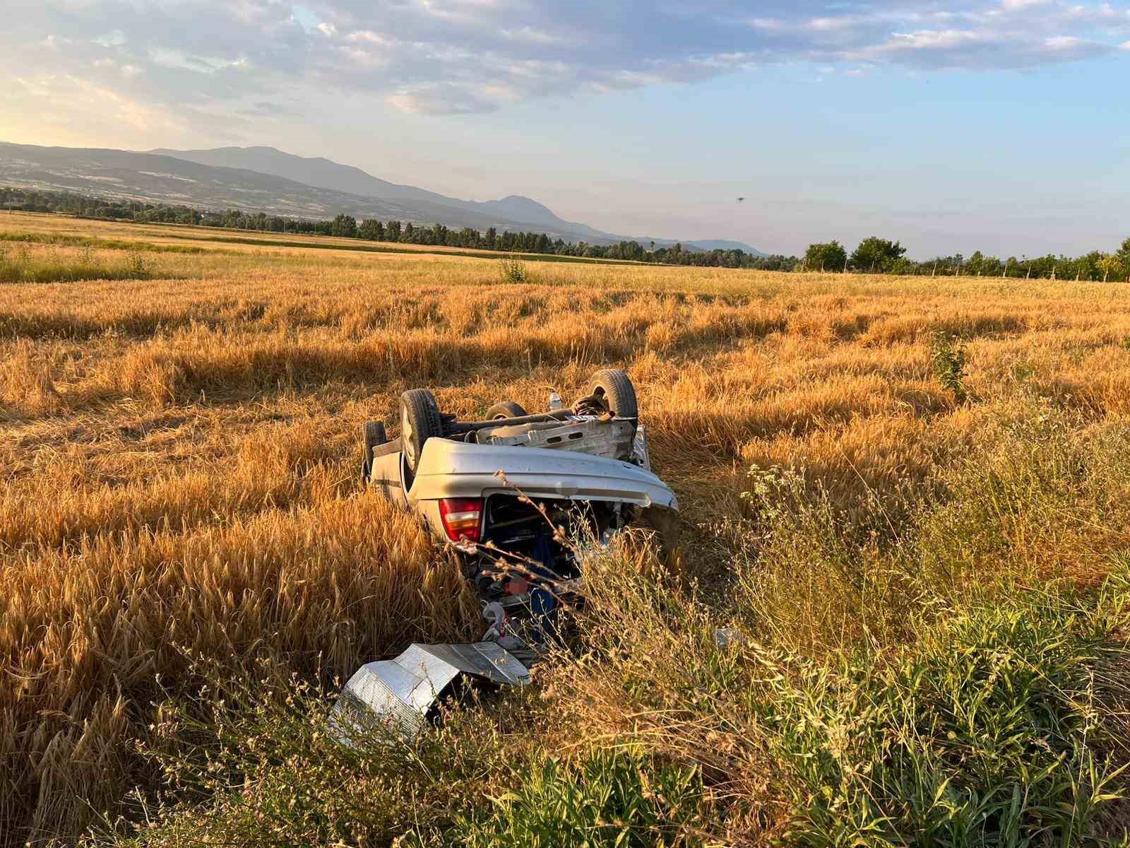 Bolu’da tarlaya uçan otomobil hurdaya döndü: Sürücü kayıplara karıştı