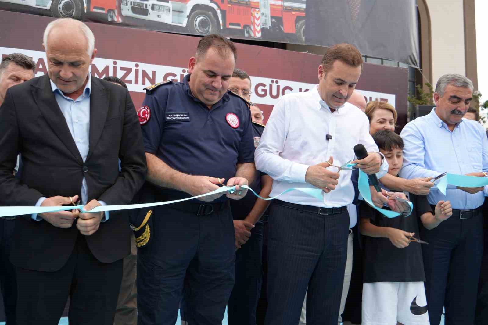 Bölgenin en büyük itfaiye filosu Balıkesir’de kuruluyor