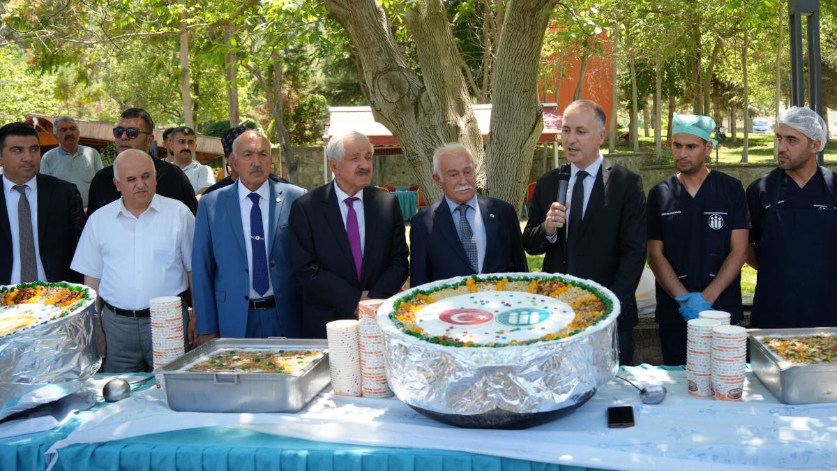 İnönü Üniversitesi’nde aşure etkinliği