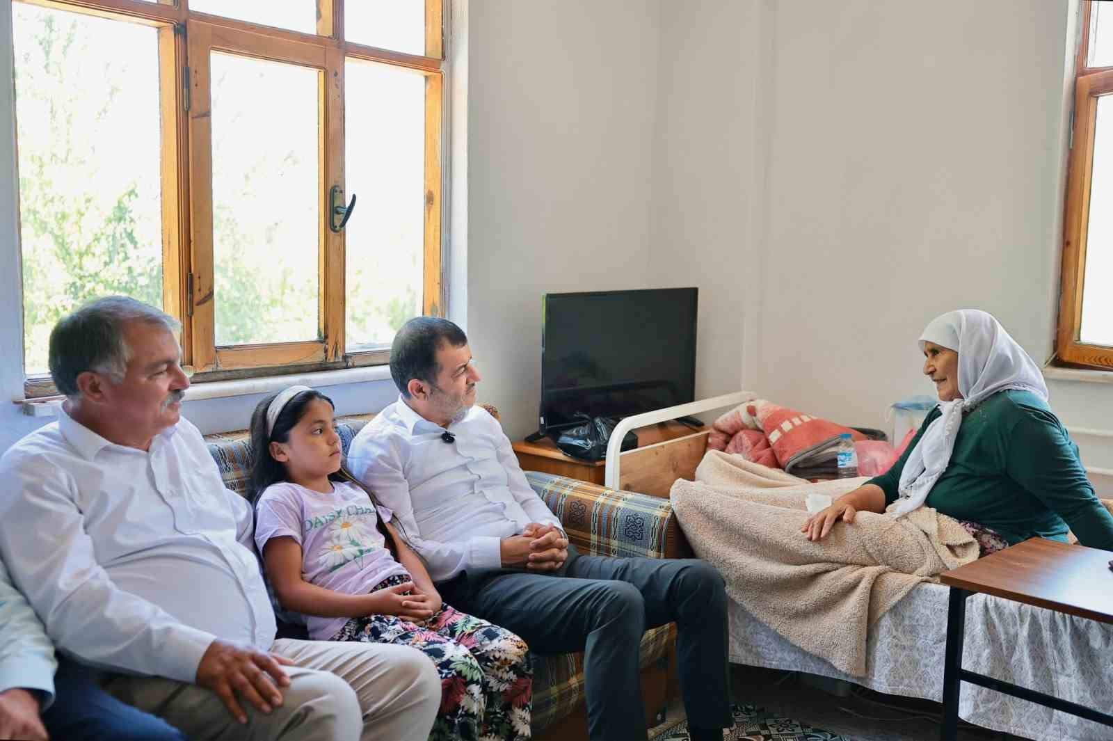 Başkan Çavuşoğlu ve Başkan Pütün Beyağaçlı vatandaşlar ile bir araya geldi