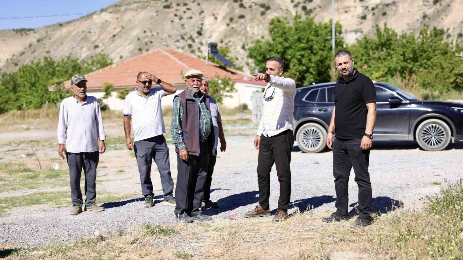 Akçadağ Belediye Başkanı Ulutaş mahallelerde çalışmaları inceledi