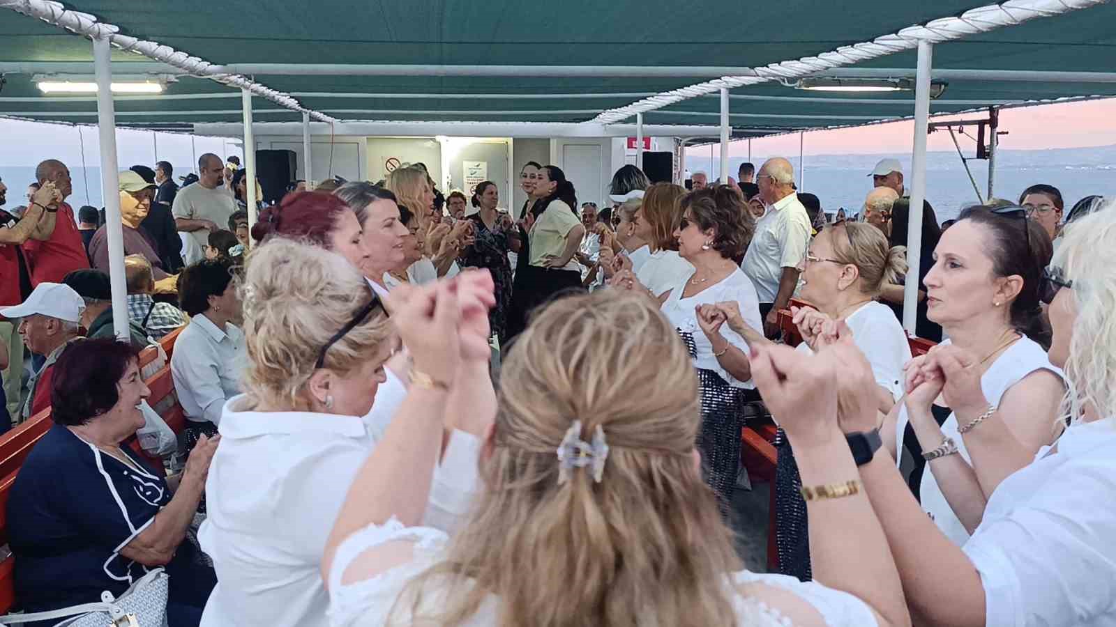 Tekirdağ’da Şehit Aileleri ve Gaziler için mehtap turu düzenlendi