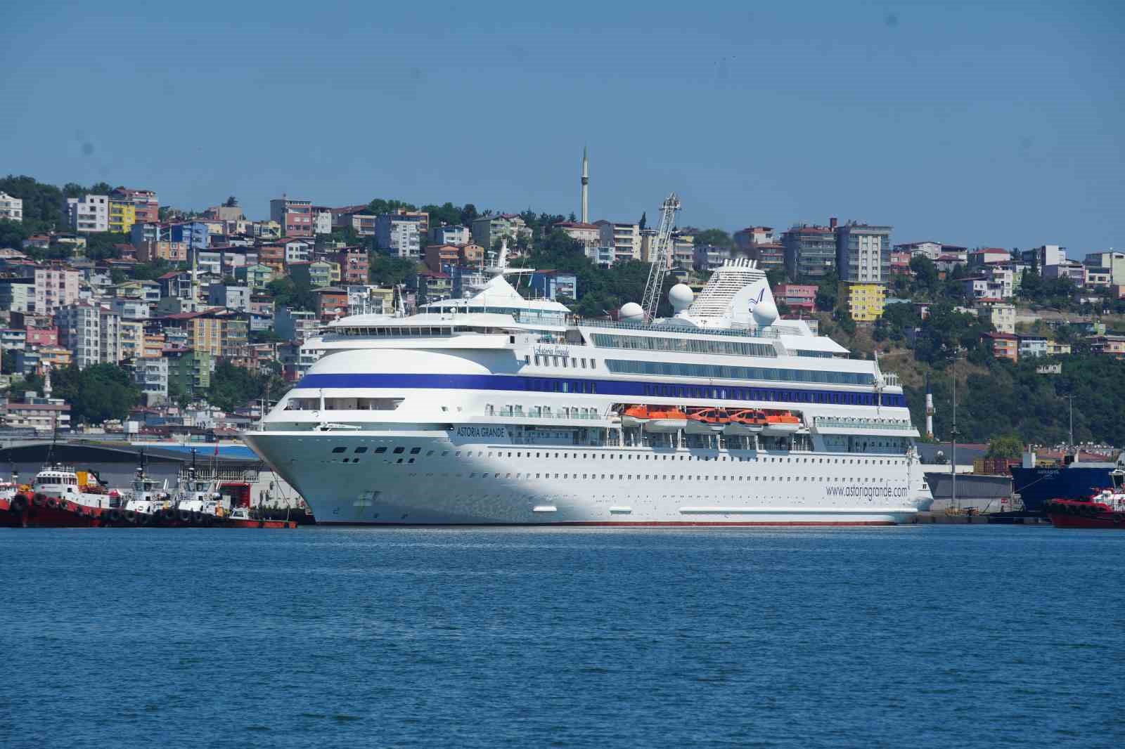 ’Astoria Grande’ yeniden Samsun’da: Rus turistlerin ilgisi sürüyor