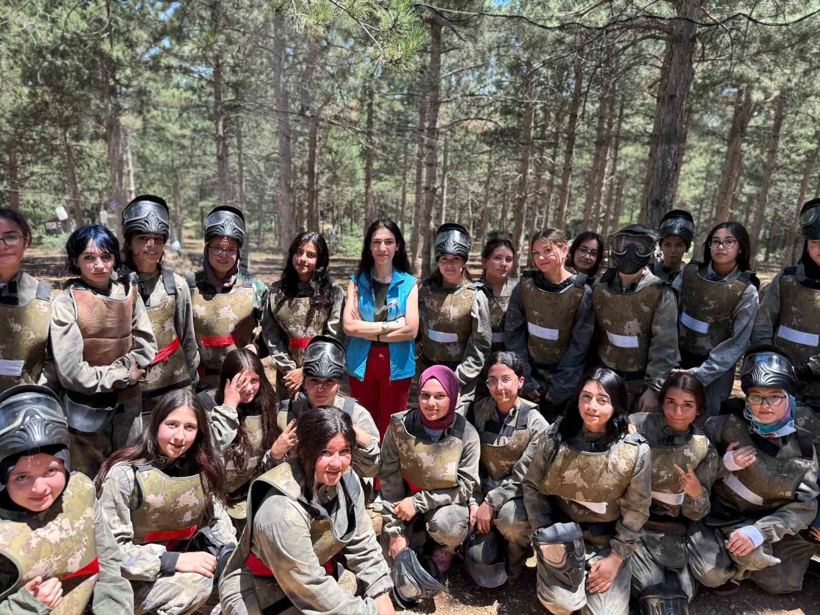 Öğrenciler Sultandağı Gençlik Kampı’nda buluştu