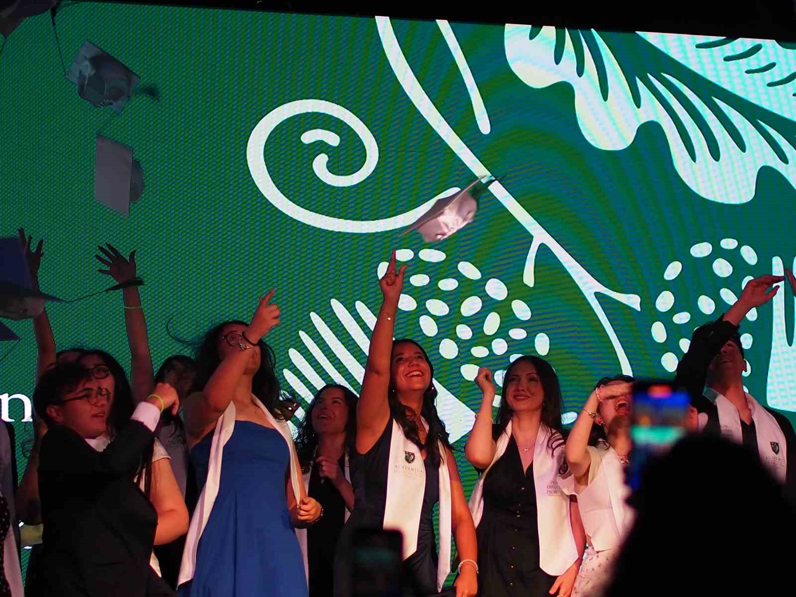 Academica Çift Diploma Programı’nda mezuniyet heyecanı
