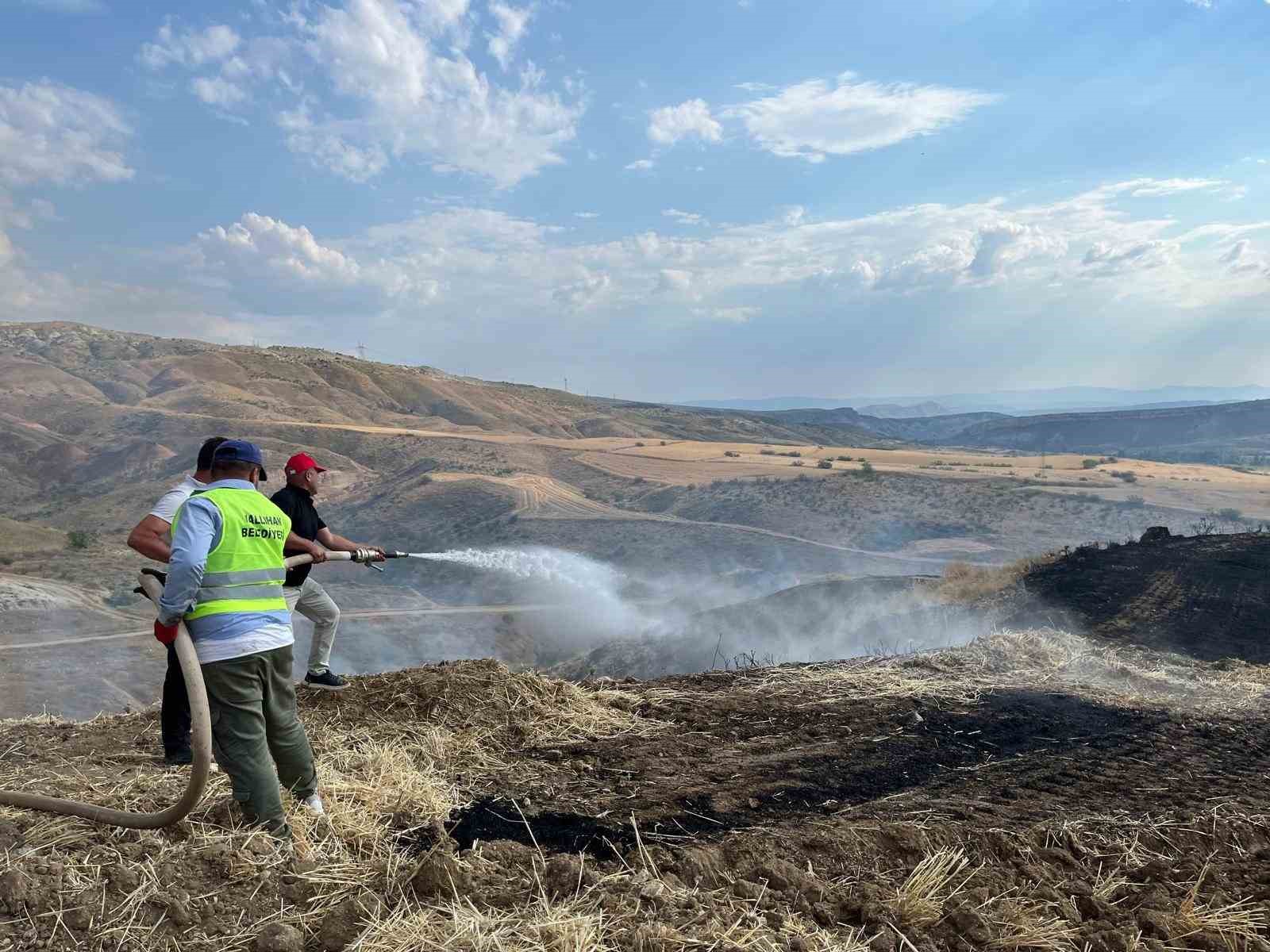 Ankara’da arazide çıkan yangın büyümeden söndürüldü