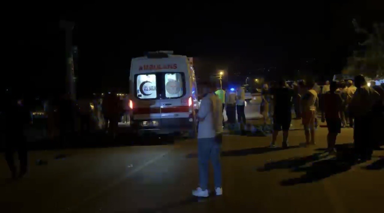Osmaniye’de otomobil motosikletle çarpıştı: 1 yaralı