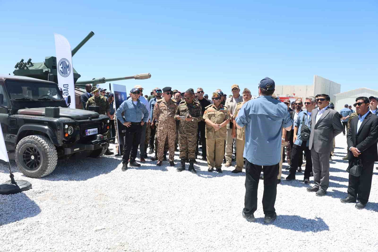 24 ülkenin askeri yetkilileri canlı izledi: TOLGA, kamikaze İHA ve dron saldırılarını başarıyla durdurdu