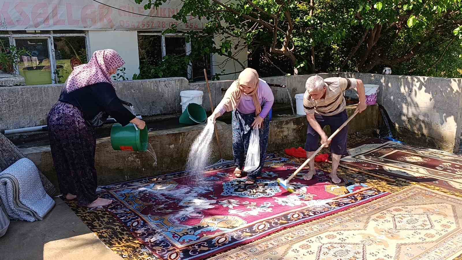 Yozgat’ta geleneksel halı yıkama mesaisi başladı