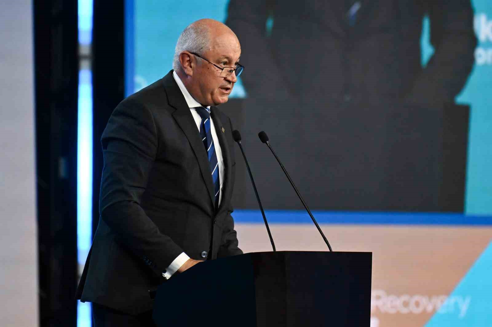 Moldova Başbakanı istifa etti, hükümet düştü