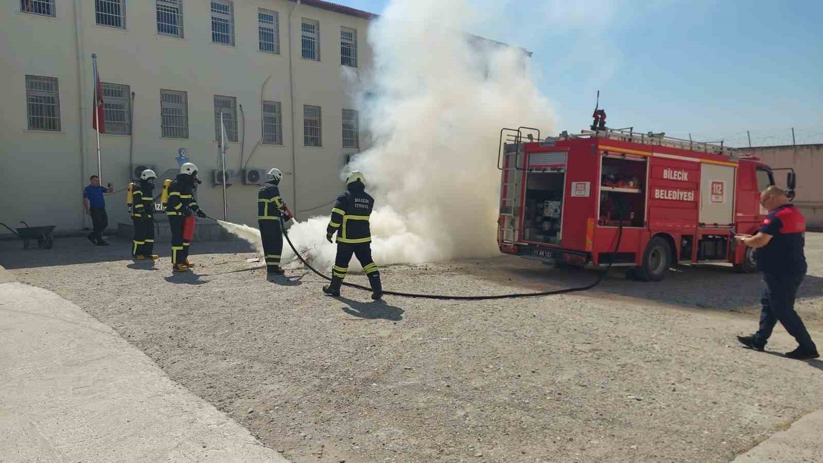 Cezaevinde OHAL Tatbikatı