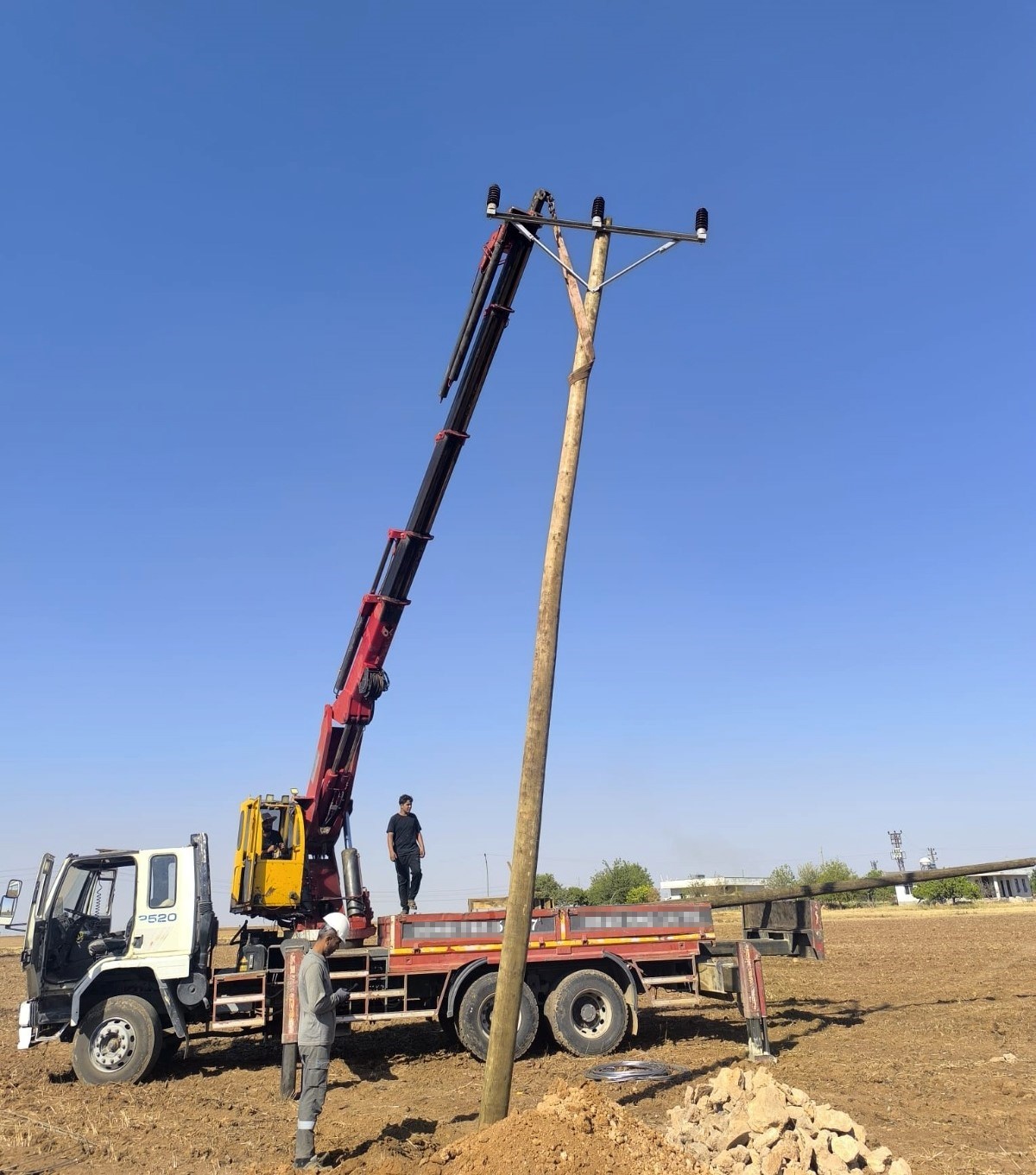 Anız yangınları enerji altyapısını da tehdit ediyor