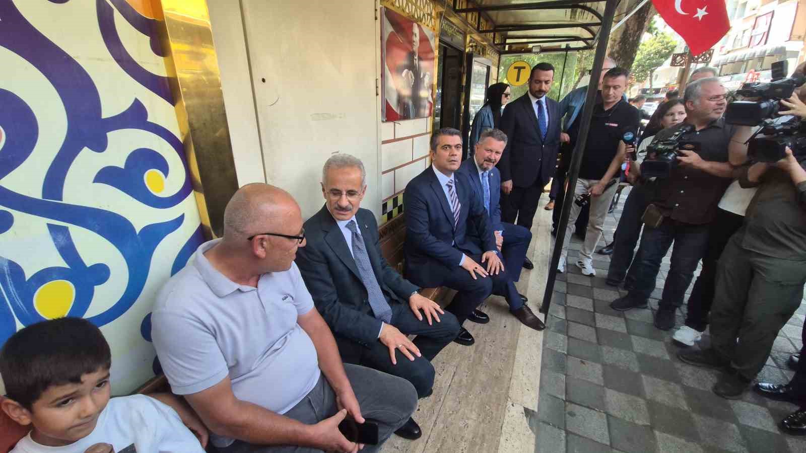Ulaştırma ve Altyapı Bakanı Uraloğlu Tekirdağ’da koordinasyon toplantısına katıldı