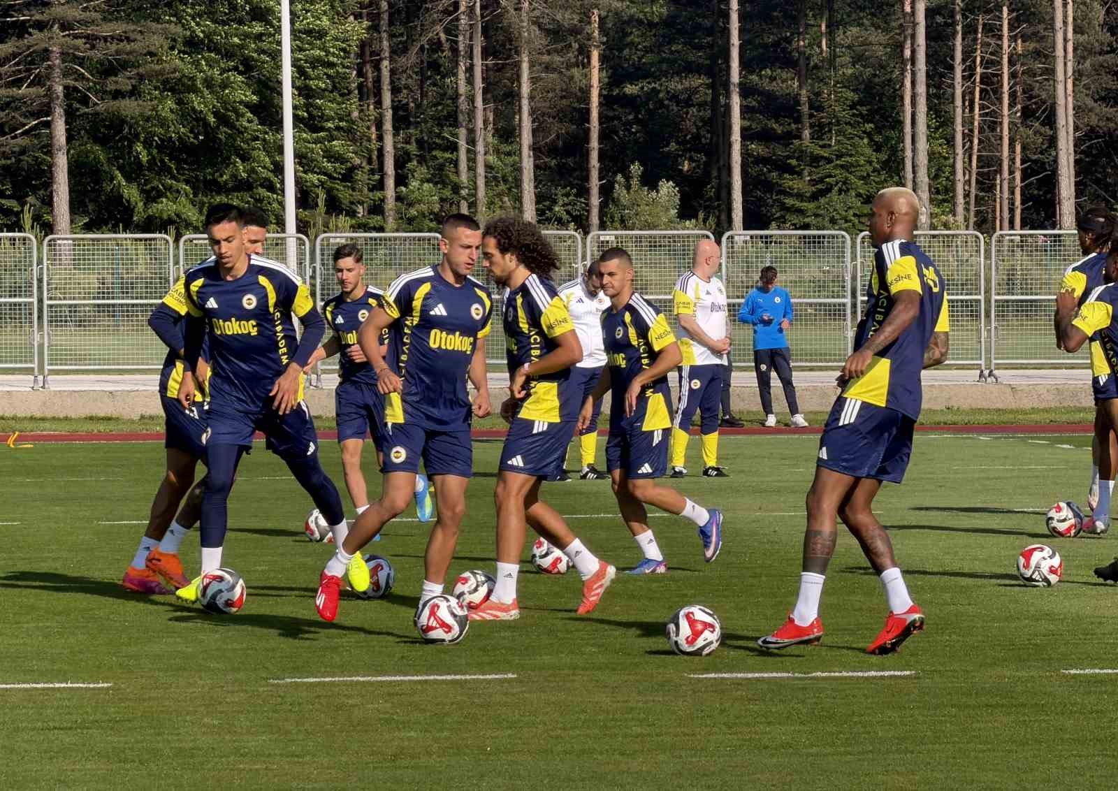 Fenerbahçe’de kadro, Avusturya kampında şekillenecek