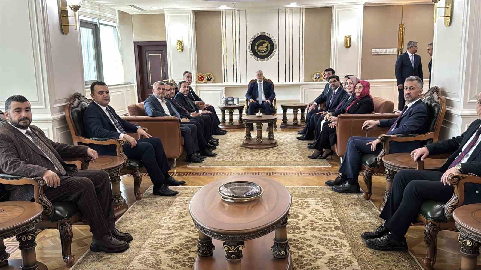 Çalışma ve Sosyal Güvenlik Bakanı Işıkhan Karabük’te