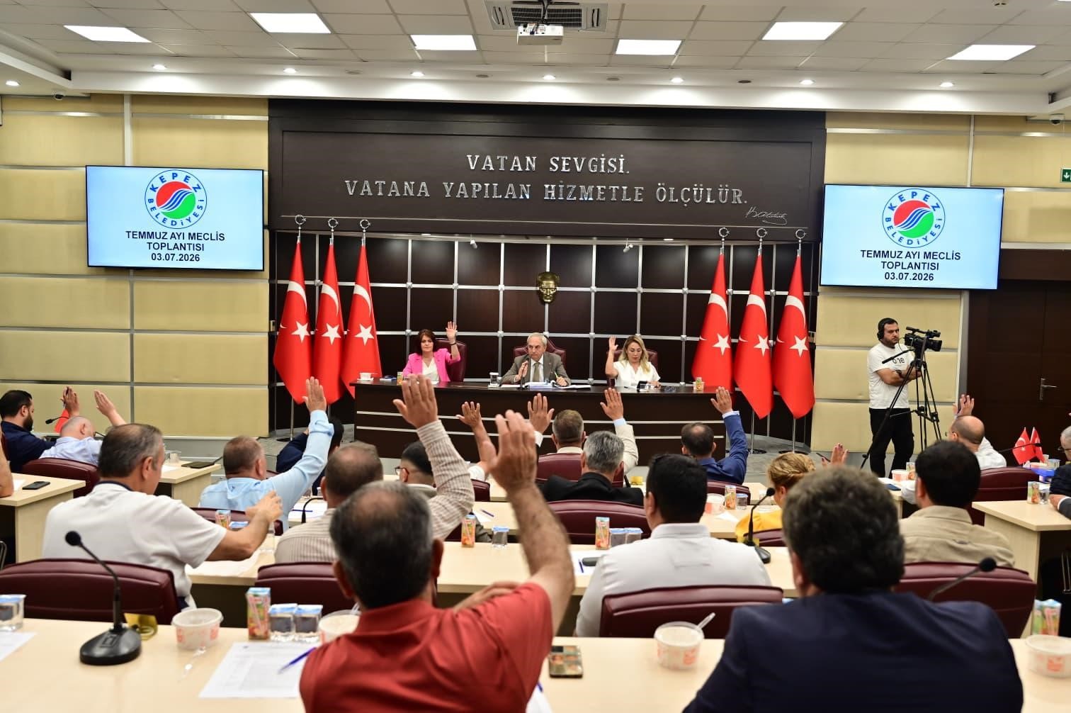 Kepez Belediye Başkanı Kocagöz’den çalışanlara bayram ikramiyesi müjdesi