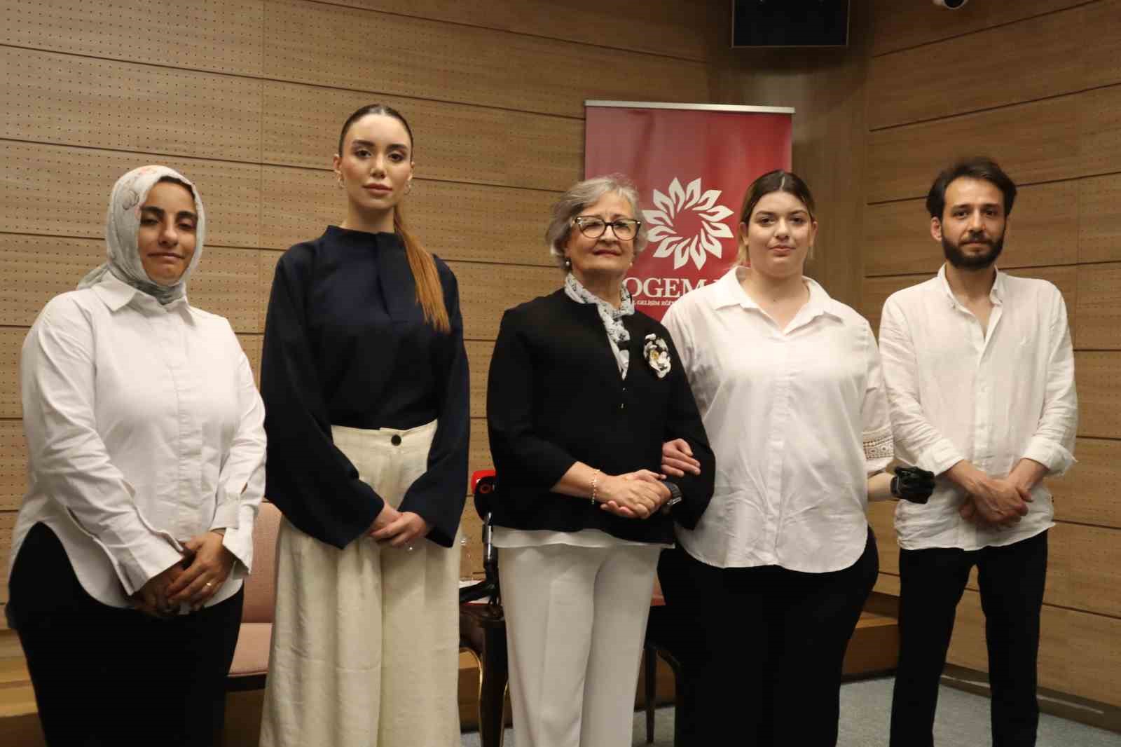 6 Şubat depreminde kolunu kaybeden anne biyonik koluna kavuştu: "En büyük hayalim kızımın saçlarını tarayabilmek"