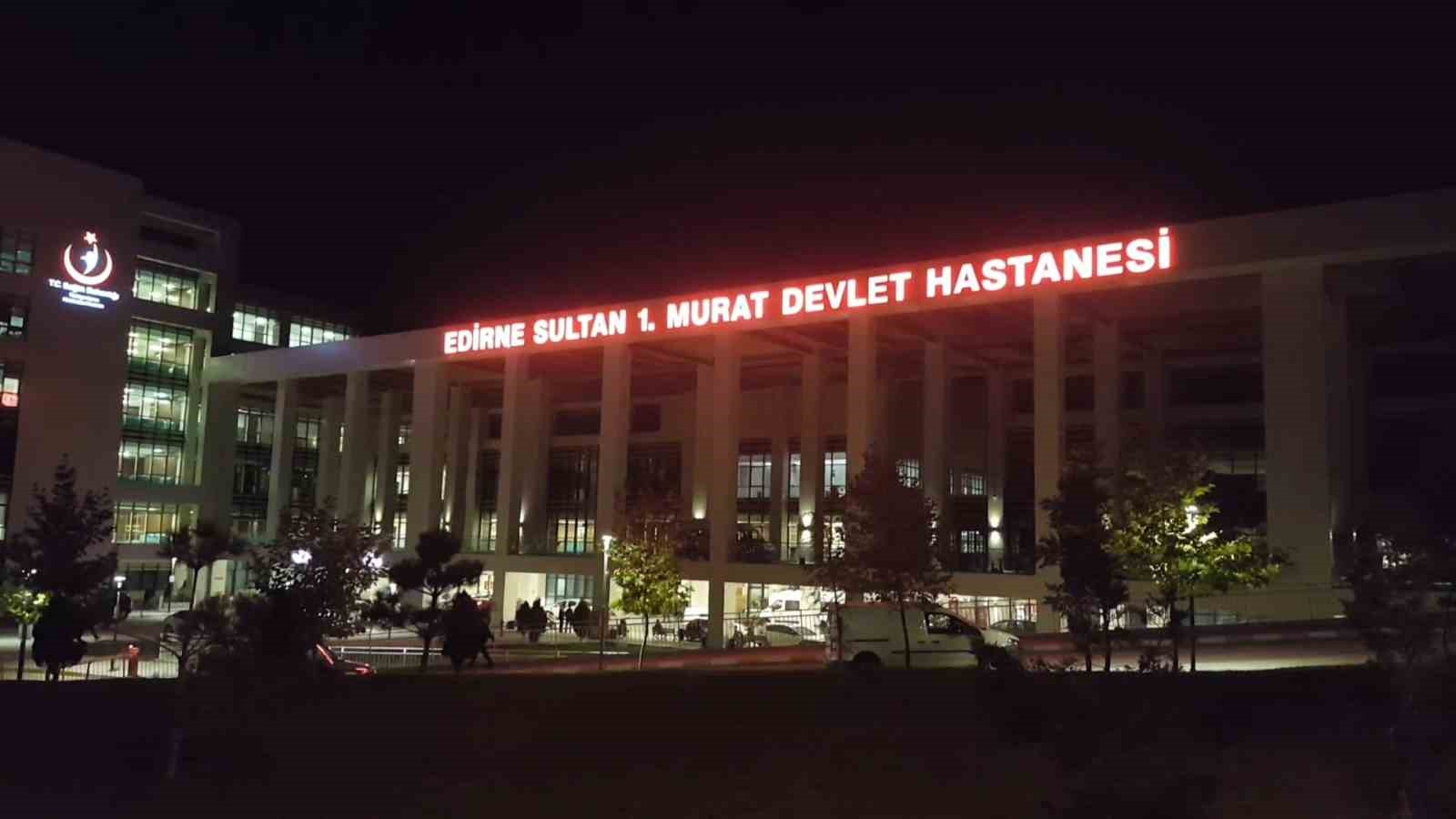 İpsala’da ahıra yıldırım düştü: 3 büyükbaş hayvan telef oldu, çiftlik sahibi yaralandı