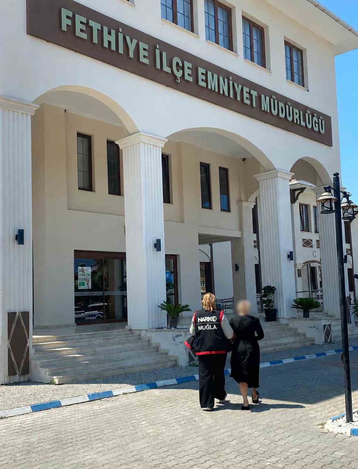 Kesinleşmiş hapis cezası bulunan kadın yakalandı