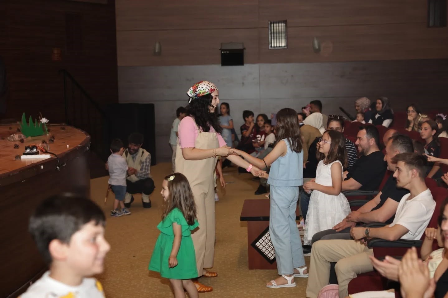 Çocuklar "Ormanın Koruyucuları" ile hem eğlendi hem öğrendi