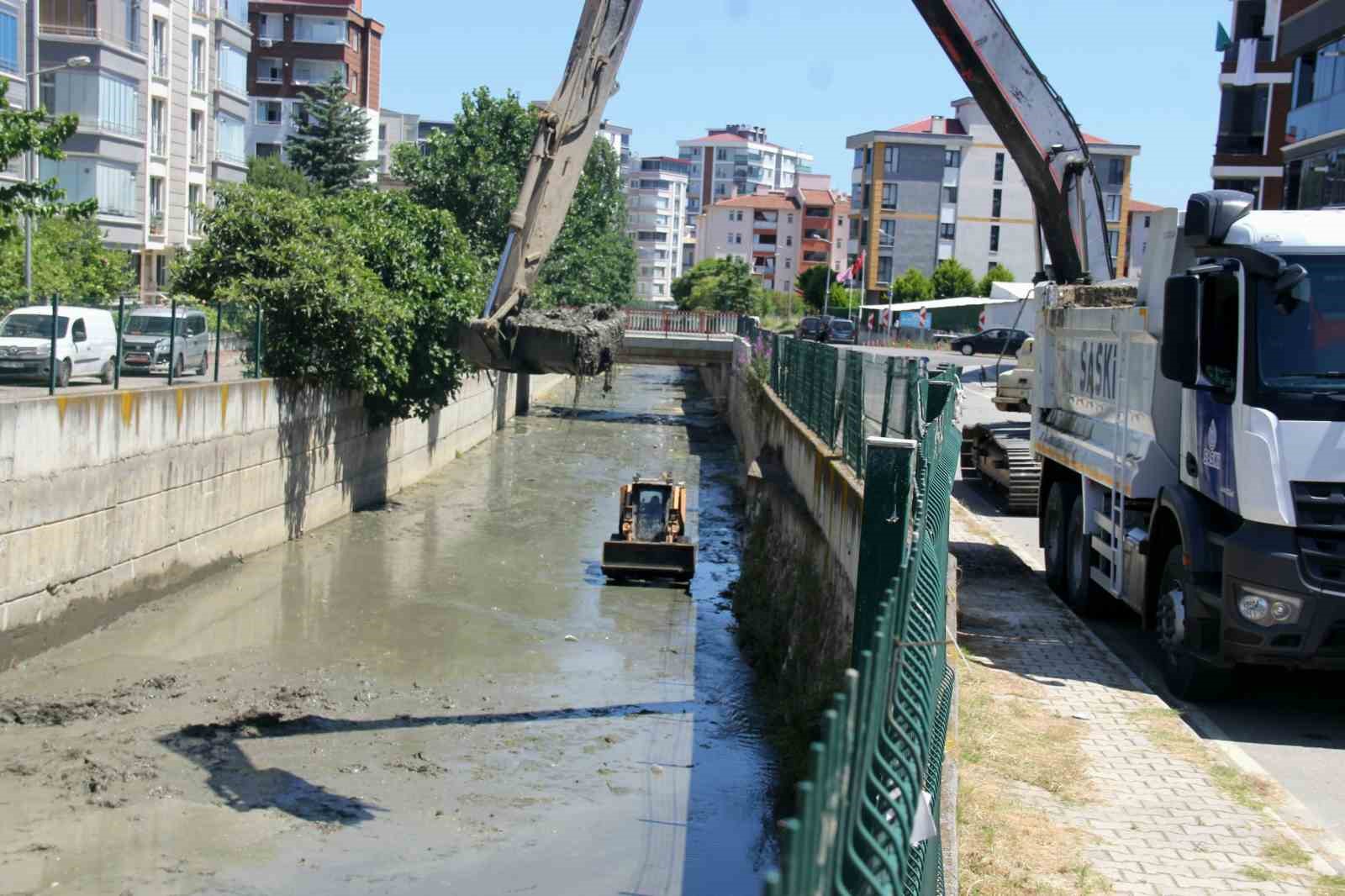 SASKİ’den dere yataklarına neşter