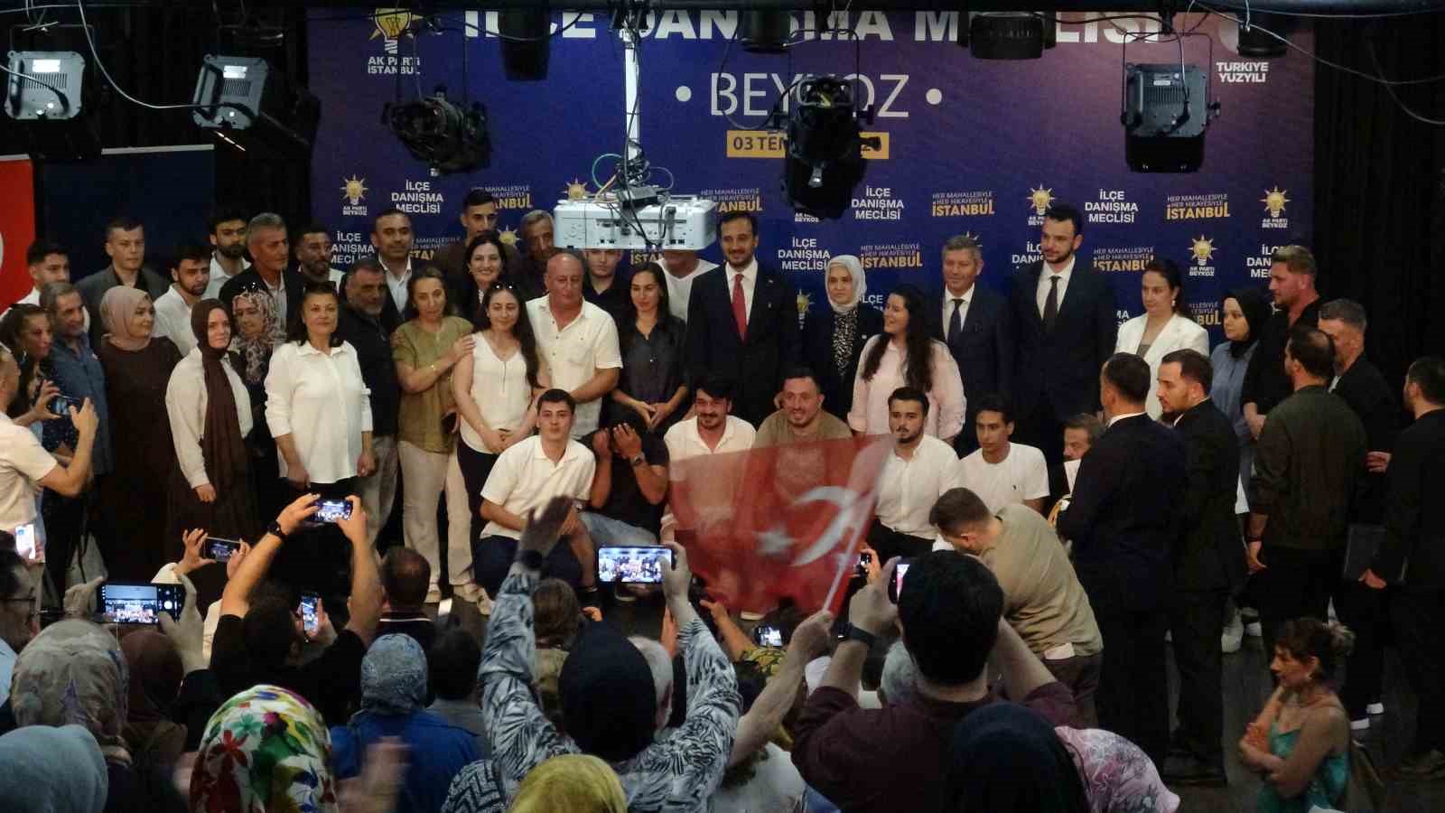Beykoz’da Bağımsız meclis üyesi Esengül Yılmaz Gül, AK Parti’ye katıldı