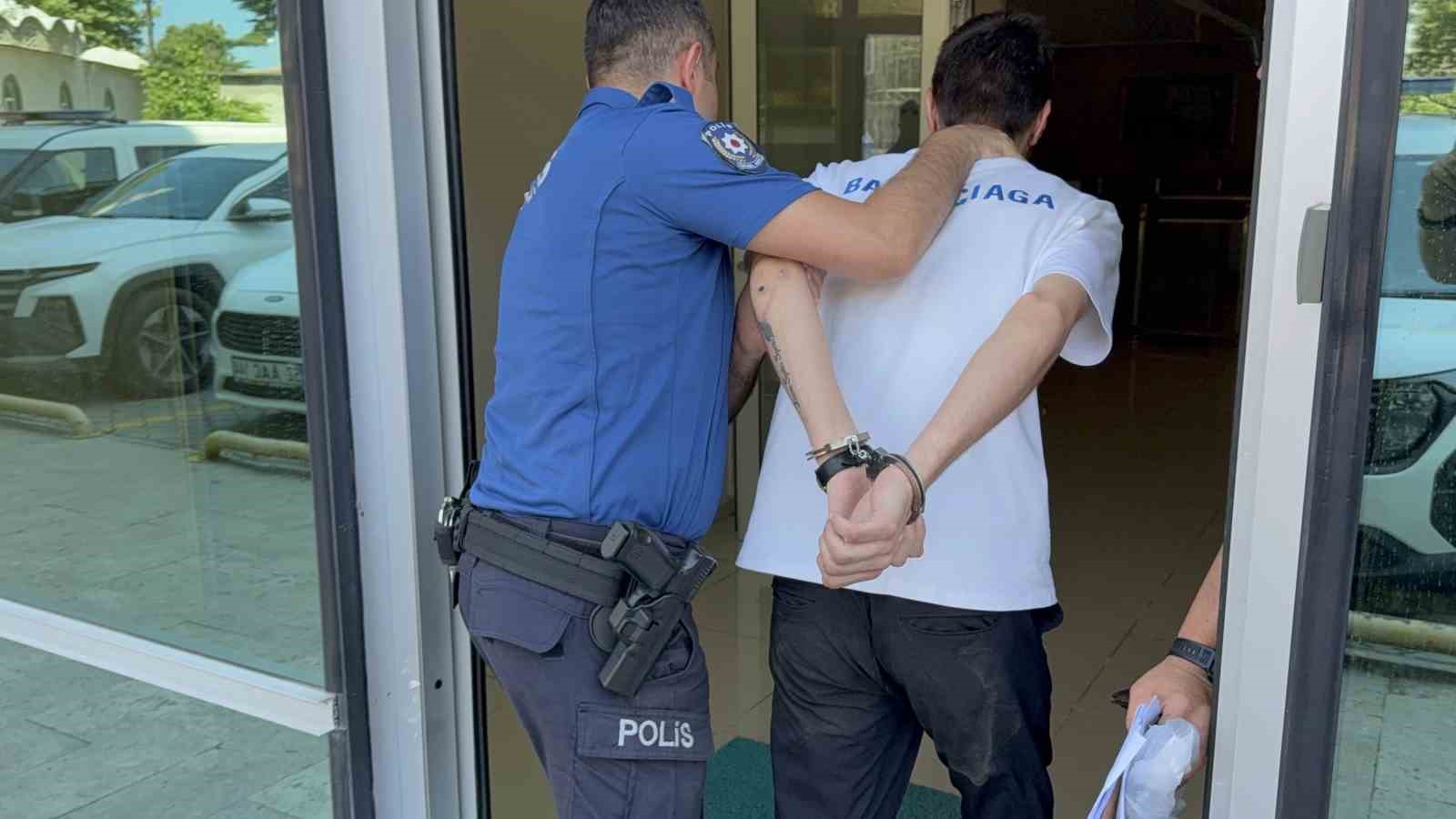Bıçaklı kavganın zanlısı adliyeye sevk edildi