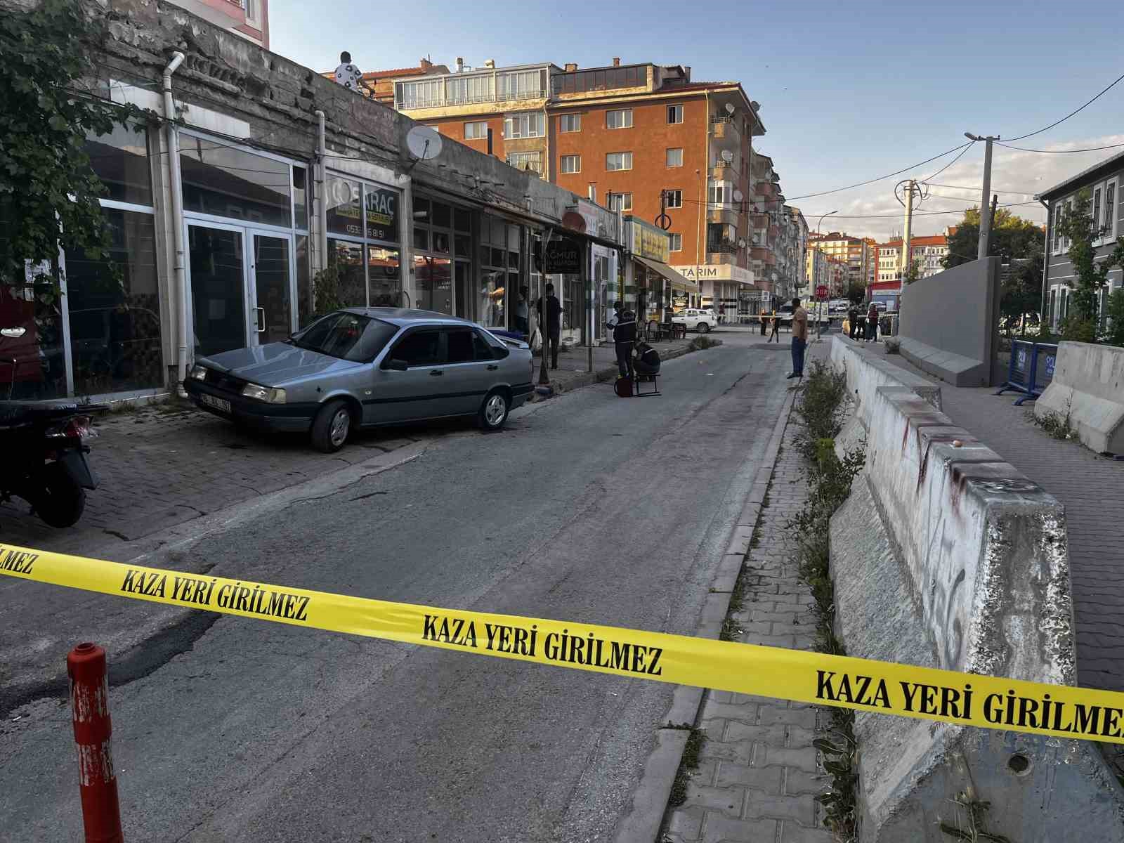 Niğde’de kıraathanede silahlı kavga: 4 yaralı