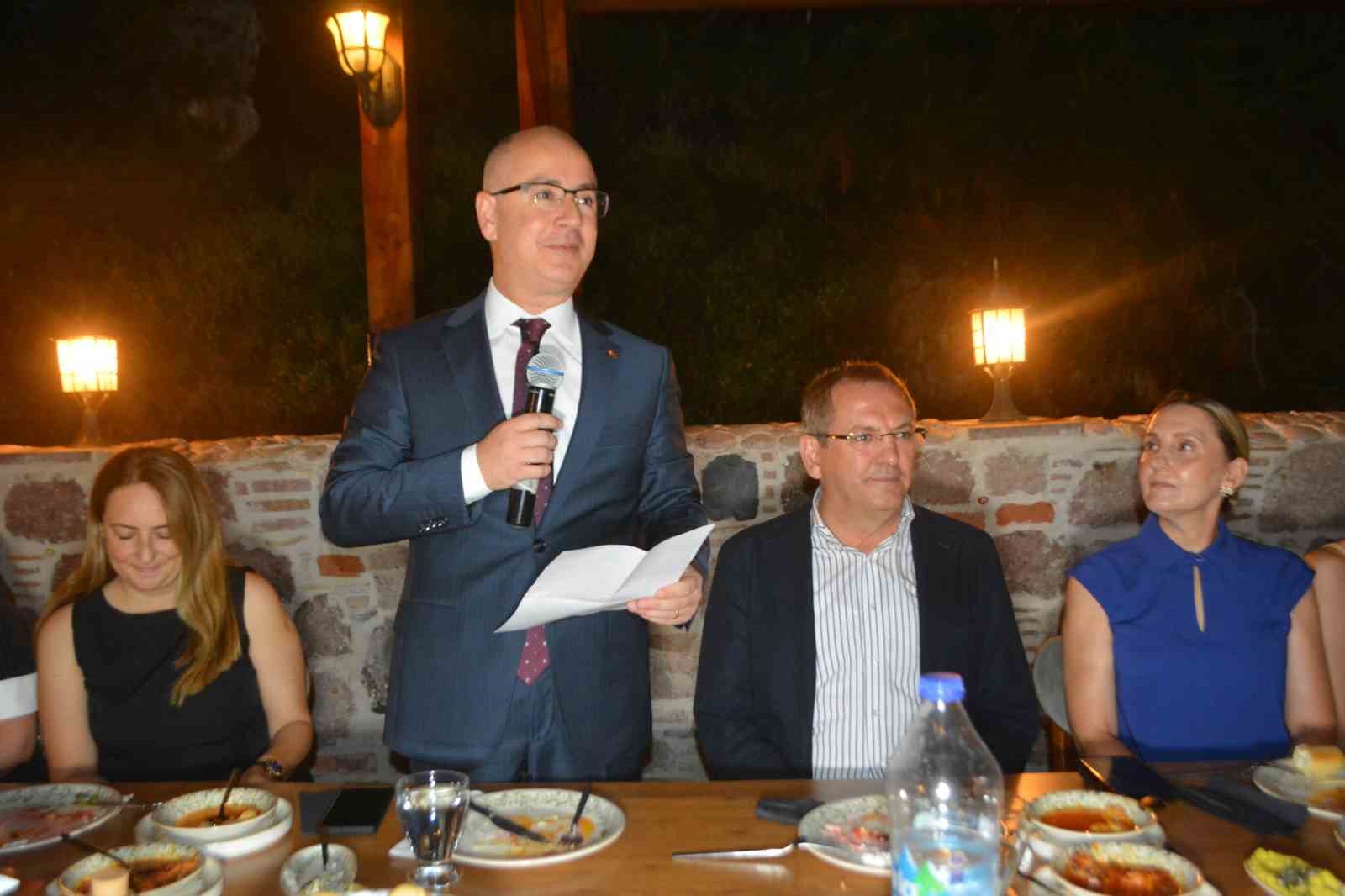Ayvalık Kaymakamı Hasan Yaman’a duygusal veda
