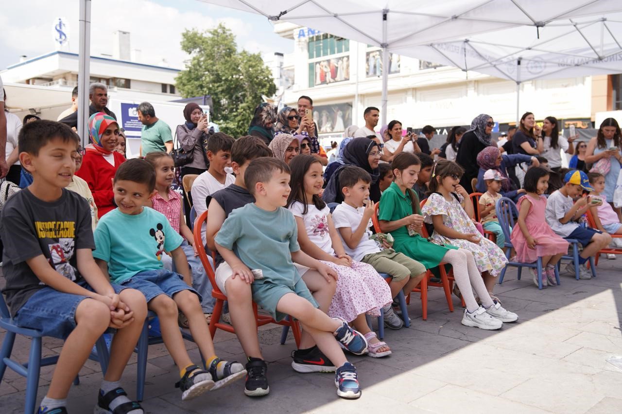 Erzincan Yaşayan Miras Şöleni ziyaretçilerini ağırlamayı sürdürüyor