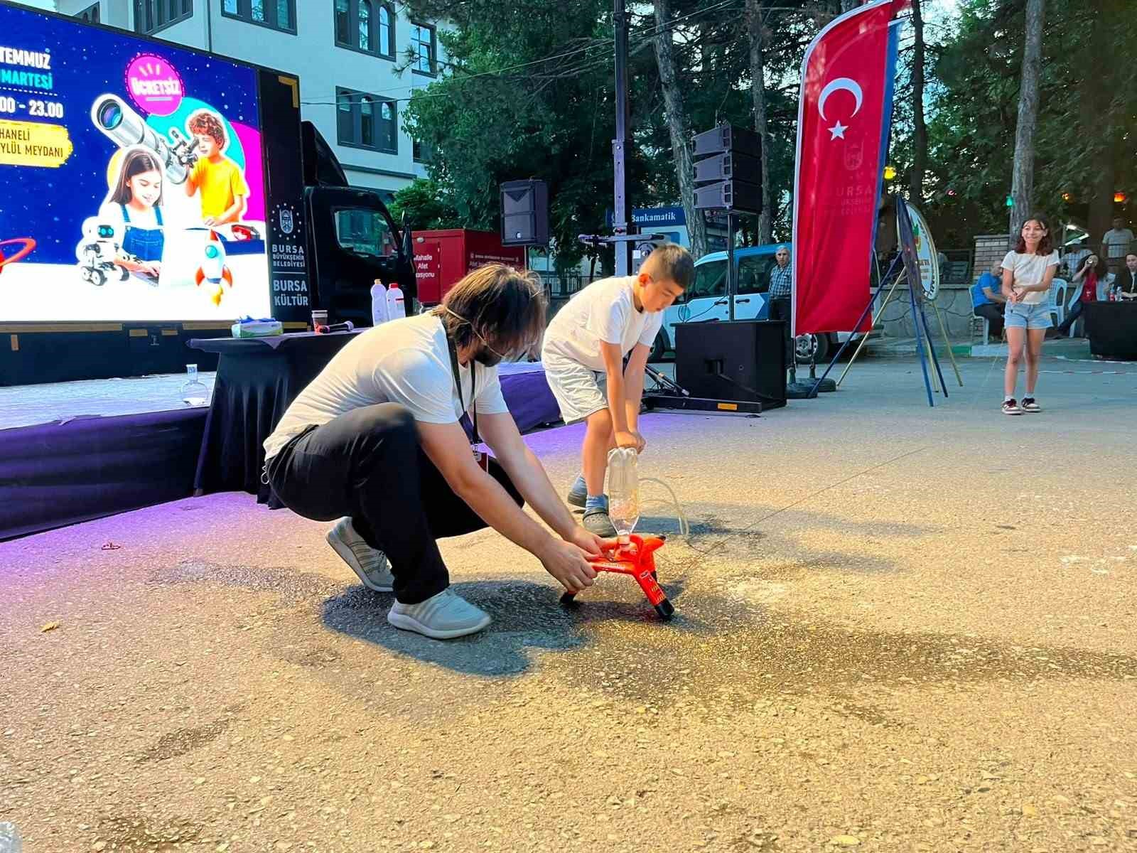 Orhaneli’de MobilFest ile bilim dolu gece
