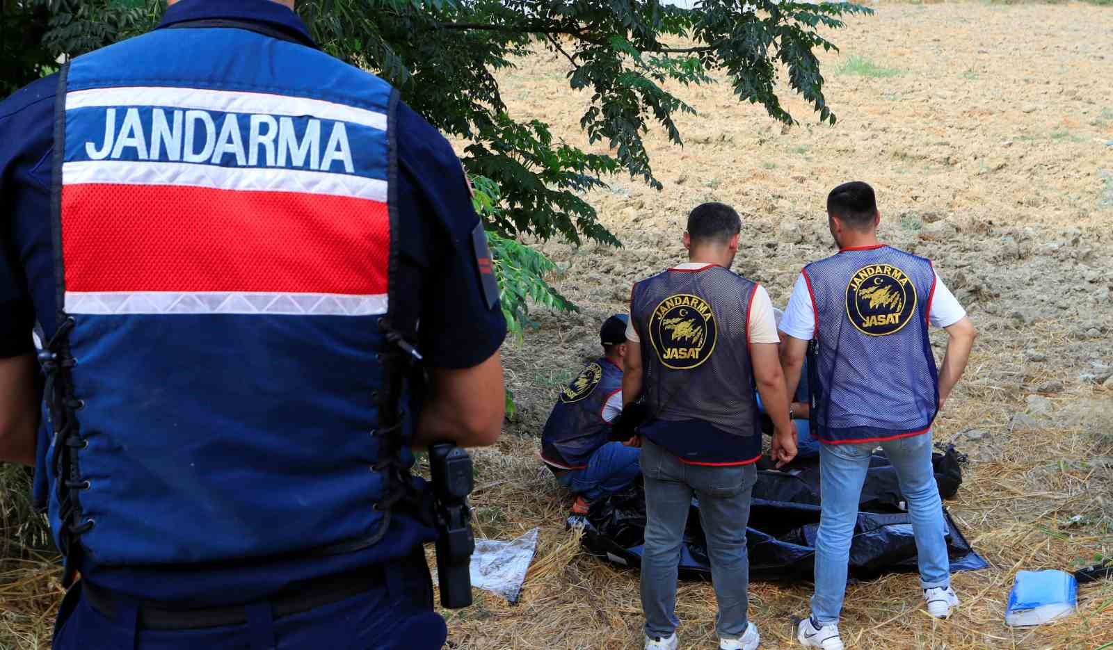Yaşlı kadının cansız bedeni evine 4 kilometre mesafede sulama kanalında bulundu