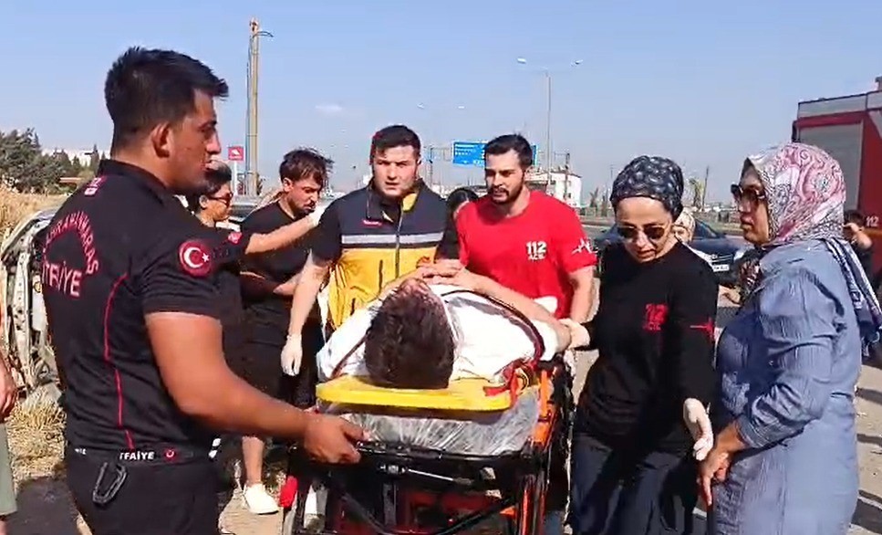 Kahramanmaraş’ta otomobil takla attı: 2 yaralı