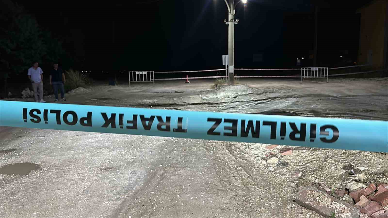 Burdur’da şiddetli yağış sonrası köprüde çökme meydana geldi