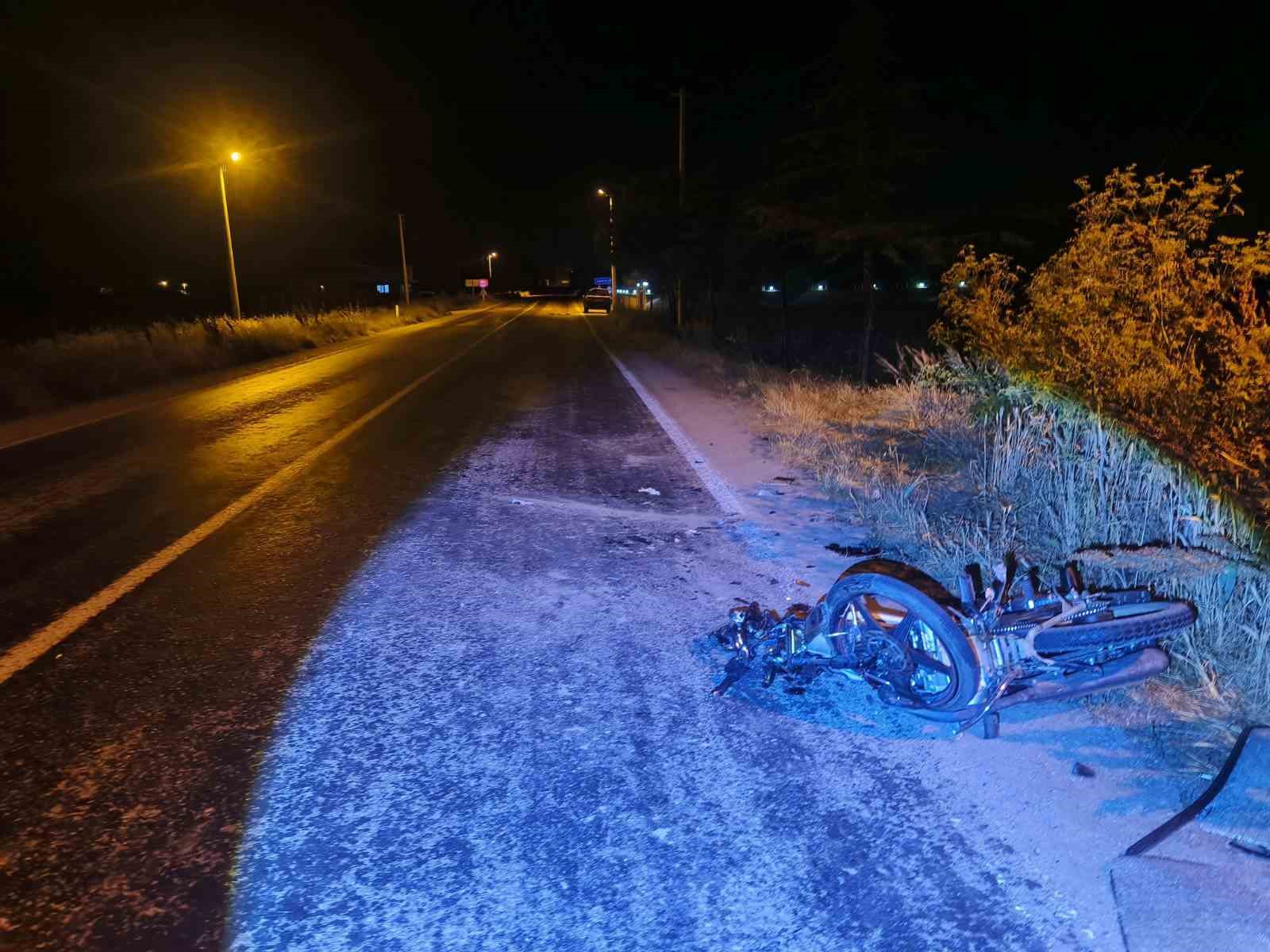 Motoaijlet sürücüsü kazada hayatını kaybetti